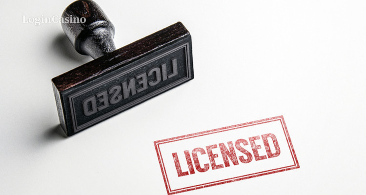 До якого податкового органу слід звертатися за переоформленням ліцензій?